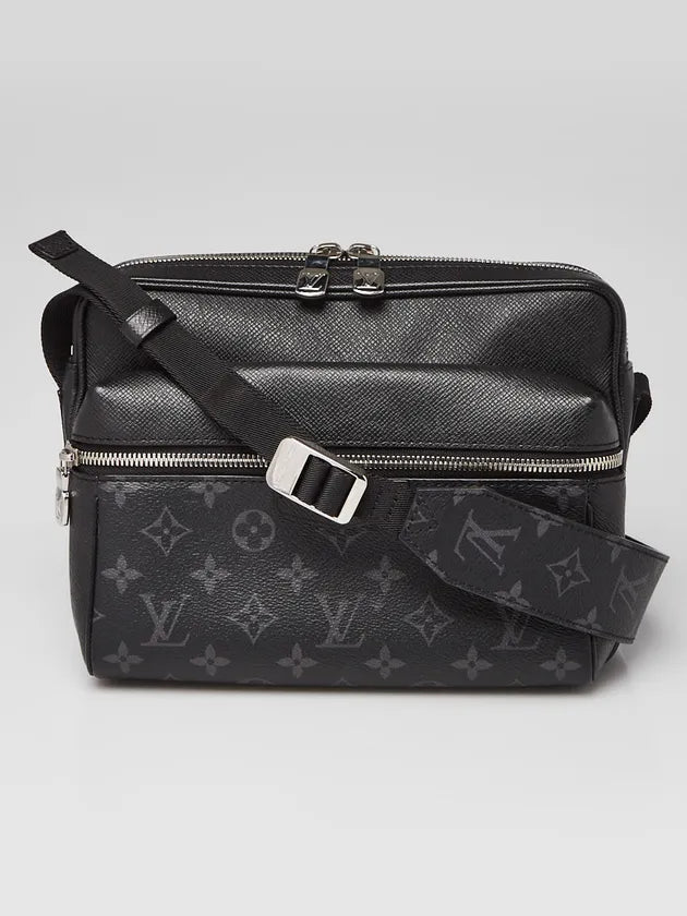 Urban Classic Messenger Bag